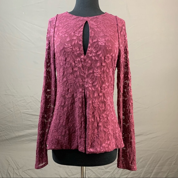 Moda International Tops - 🦋 Lace Sheer Burgundy Peek-a-boo